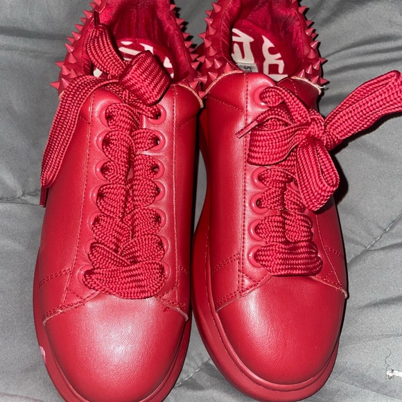 Steve Madden shoes